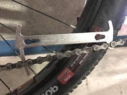 チェーン交換のタイミング見極めてトラブル回避|交換目安と費用の話